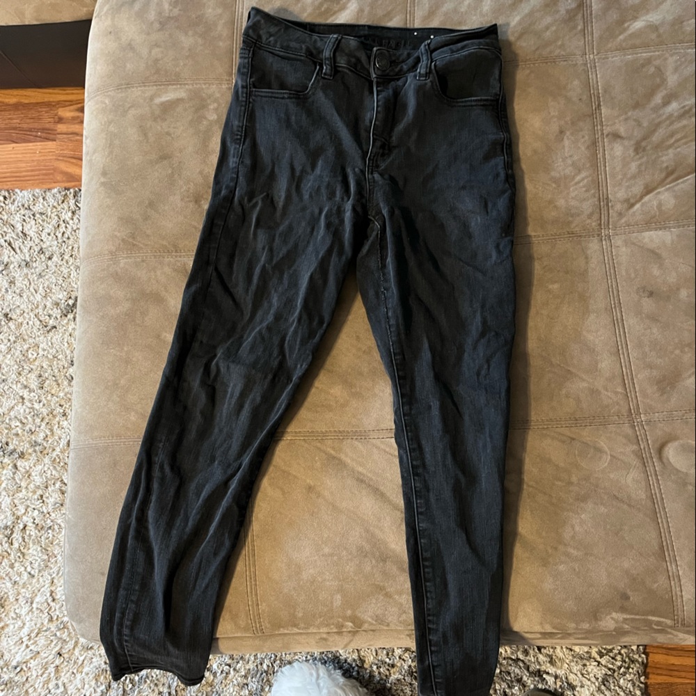 Black American Eagle jeans size 6.